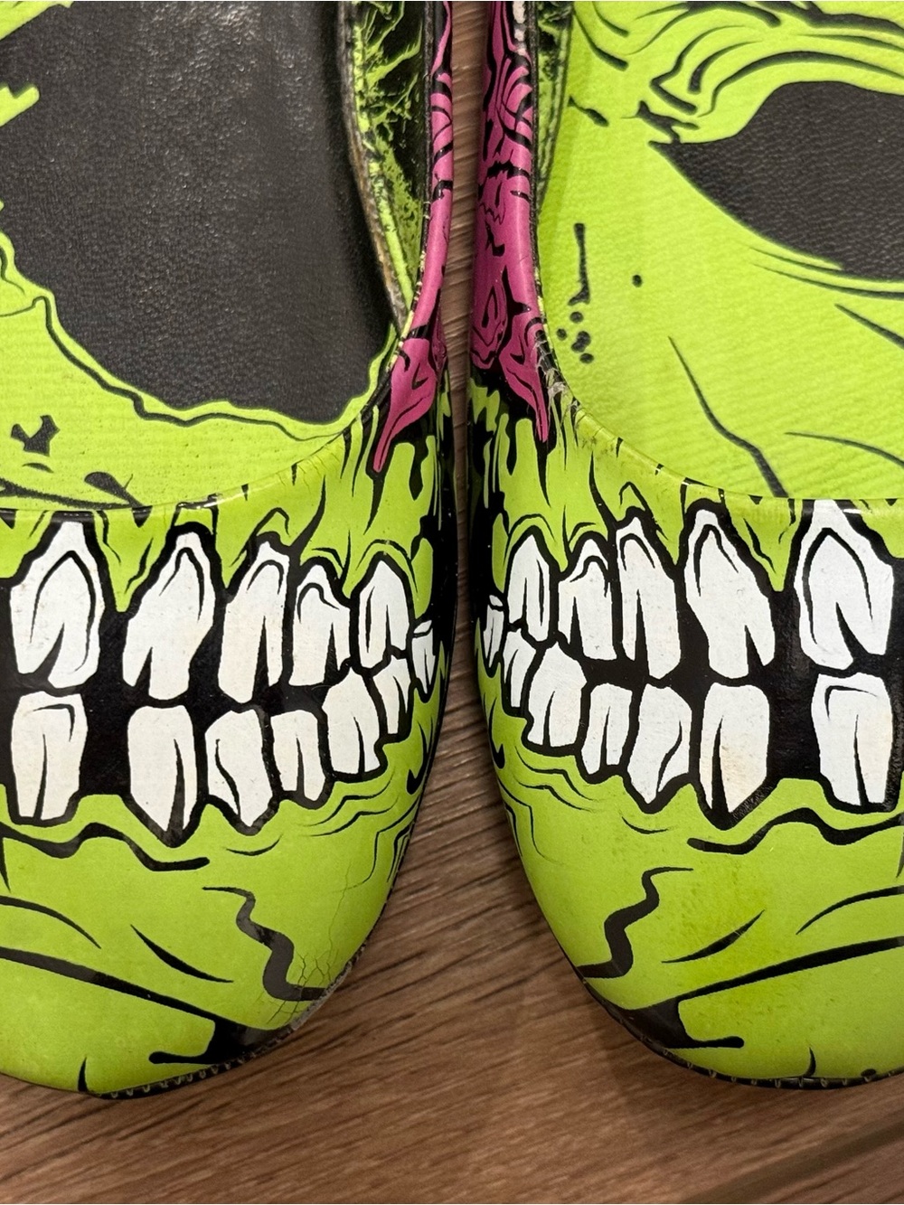 Iron Fist Zombie Stomper Flats, Green, Hot Topic 🖤 Goth, Punk, Emo, Scene - Picture 3 of 9